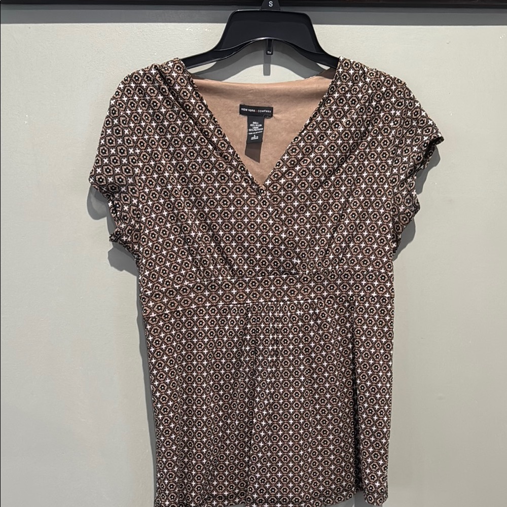 🌸brown Tan Cream top 🌸